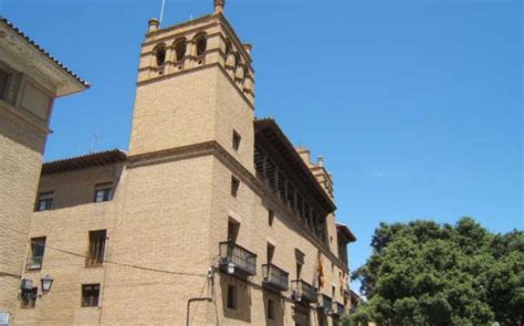 Aragón entrega al Ayuntamiento de Huesca dos antiguos edificios judiciales