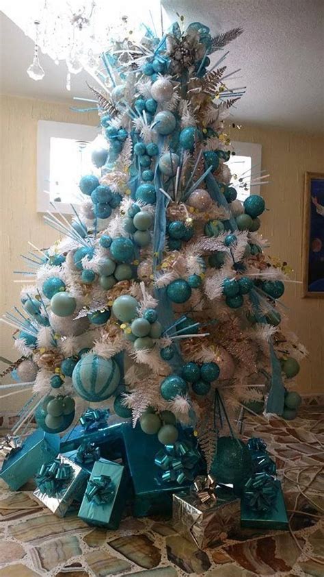 Arboles de navidad 2019 color azul, Tendencias en ...