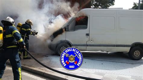 Arden dos vehículos en plena calle en menos de 24 horas en Jerez