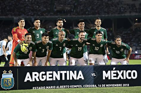 Argentina vs México: Guillermo Ochoa cumple 100 partidos con la ...