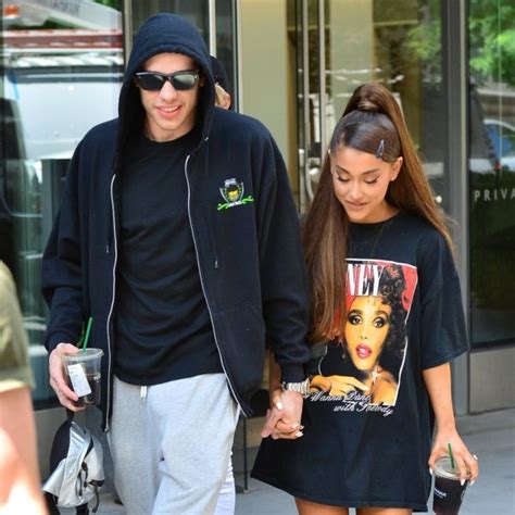 Ariana Grande y Pete Davidson de paseo por Nueva York   Foto en Bekia ...