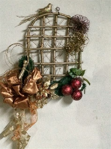 Arreglo navideño para pared | Decoraciones | Pinterest ...