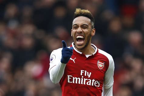 Arsenal: Pierre Emerick Aubameyang just does what he does