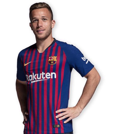 Arthur | Player page for the Midfielder | FC Barcelona ...