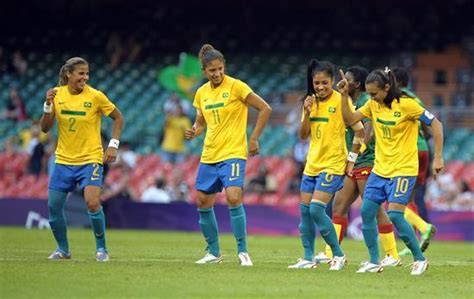 As Canarinhas: La selección brasileña de fútbol femenino ...
