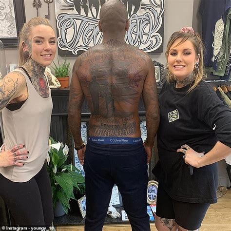 Ashley Young sticks to his  summer tradition  by getting ...