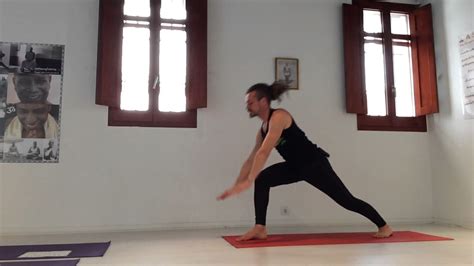 Ashtanga Yoga Chikitsa   practica completa para ...