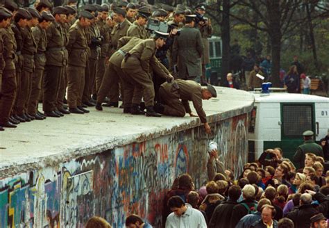 Así cayó el Muro de Berlín | La Aventura de la Historia ...
