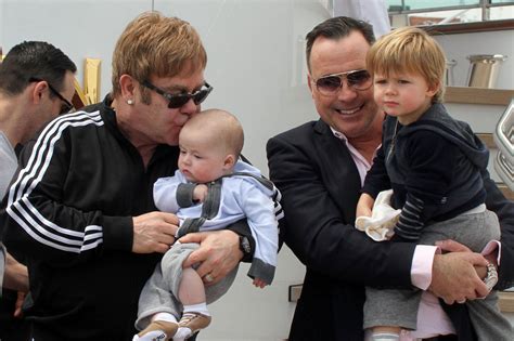 Así de grandes están los hijos de Elton John y David Furnish