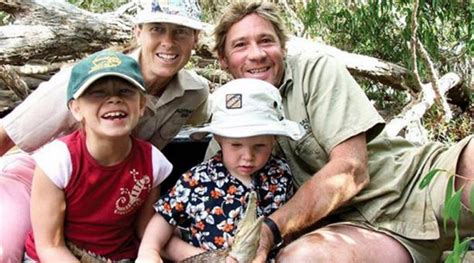 Así vive hoy en día la familia de Steve Irwin,  El cazador de cocodrilos