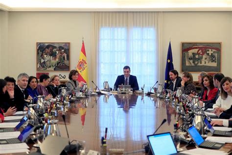Asturias pone a prueba al nuevo Gobierno   A fondo   La Nueva España