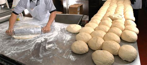 Aumenta hasta 12% el kilo de pan en todo el país por la suba de la ...