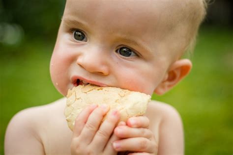 Aumentar la tolerancia ayuda a los niños con una alergia al trigo