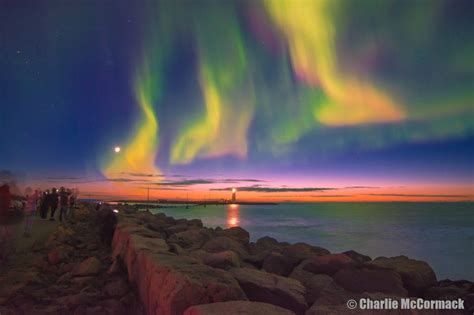 Auroras boreales desde Reikiavik, Islandia   El Universo Hoy