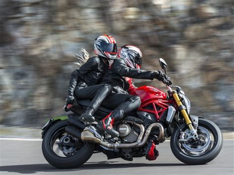 Auto Esporte   Ducati lança Monster 1200 e 1200 S no ...