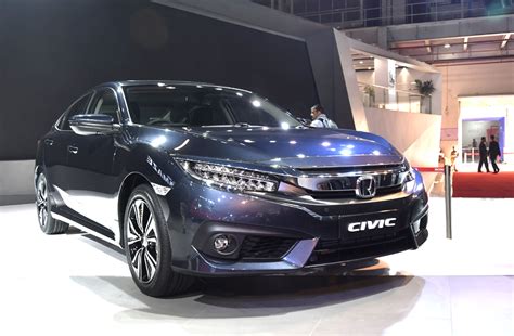 Auto Expo 2018: New Honda Civic on display ahead of India ...