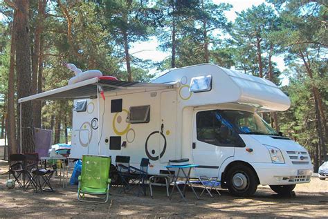 AUTOCARAVANA 3 CAMPING URBION SORIA – Camping Urbión en Soria
