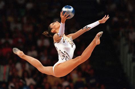 AwayFromAll : Gimnasia Ritmica.