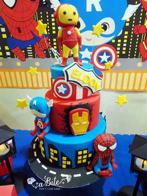 Awesome cake at a superhero birthday party! See more party ...