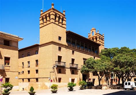 Ayuntamiento de huesca. aragón | Foto Gratis