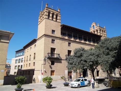 Ayuntamiento, HUESCA