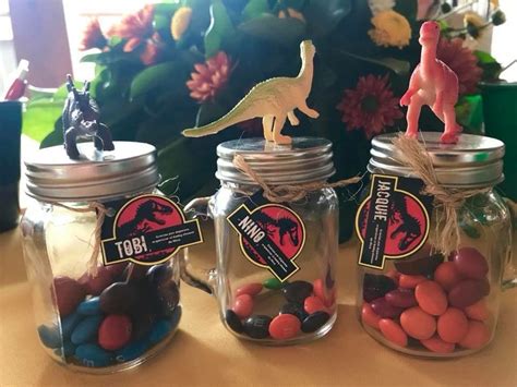 Baby shower de dinosaurio Dinosaur baby shower | Decorative jars, Decor ...
