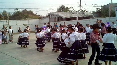 BAILABLE ESCOLAR PRIMARIA GRUPO 2  A  HERMOSO VERDAD   YouTube