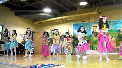 Baile Hawaiano niñas./ Hawaiian dance little girls   YouTube