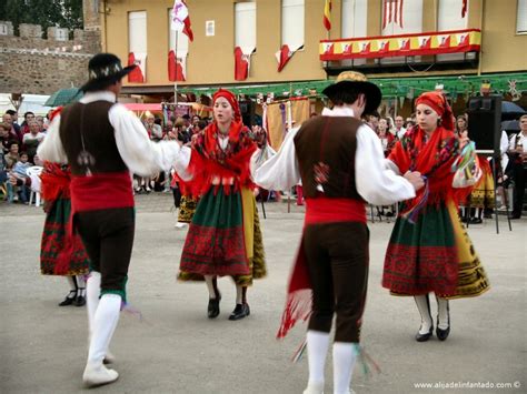 Bailes típicos de España, ¿cual os gusta más? | Mediavida