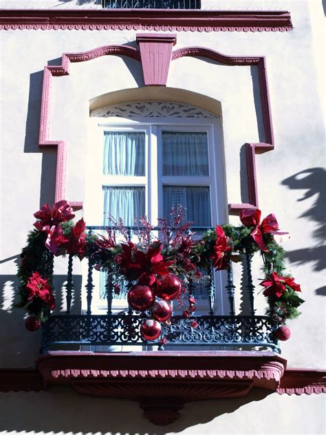Balcon | Decoracion navidad balcones, Decoracion navideña ...