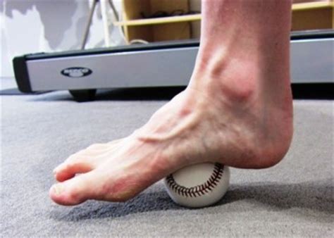 Ball on foot for shin pain by running technique tips ...