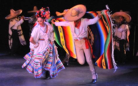 Ballet Folklórico de México se presenta en el Gran Teatro Nacional ...