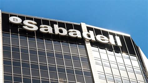 Banco Sabadell La Entidad Anuncia El Cierre De 200 Oficinas El