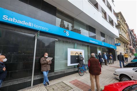 Banco Sabadell propone prejubilaciones a partir de los 57 ...