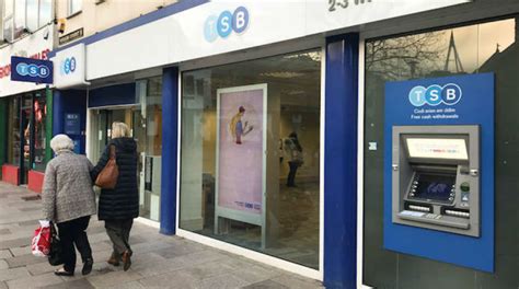 Banco Sabadell releva a un alto cargo de TSB mientras su ...