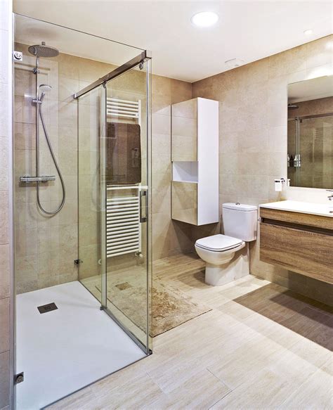 Baños de diseño   Cuartos de baño modernos, de lujo, clásicos