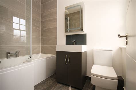 Baños modernos pequeños: estilo y diseño en un espacio ...