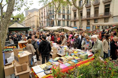 Barcelona es prepara per celebrar Sant Jordi   BCN Notícies.cat