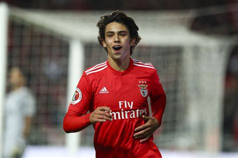 Barcelona target João Félix continues to impress at Benfica