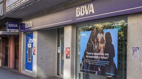 BBVA plantea un ERE que conllevará el cierre de oficinas por todo el ...