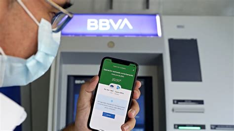 BBVA presenta un sistema para sacar dinero sin tocar el cajero