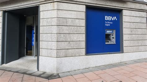 BBVA refuerza la gestión de los cajeros en España para ...