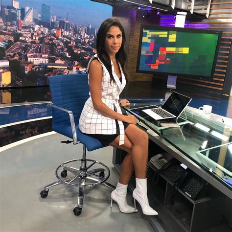 BCN: Paola Rojas Sexy Descuido Instagram 2019