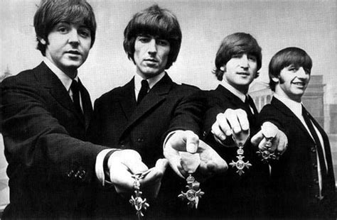 Beatles Laguna: A 46 años de ser nombrados Miembros de la ...