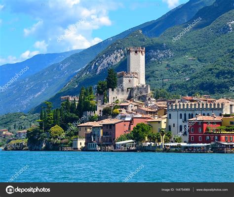 Beautiful view of Riva del Garda, Lake Garda, Italy ...