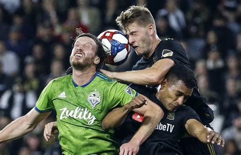 Behind Raul Ruidiaz, Sounders roll into MLS Cup final with ...