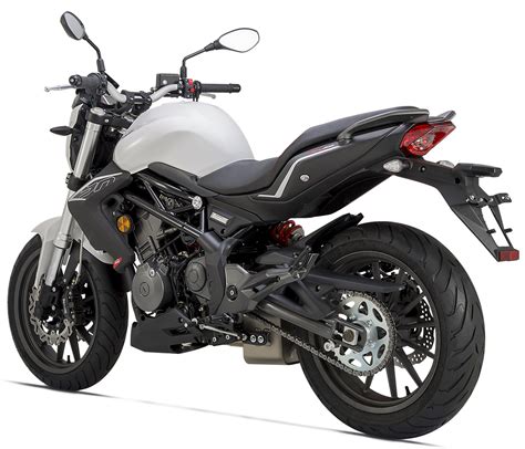 Benelli BN 302 ABS | Moto | Naked   Andar de Moto