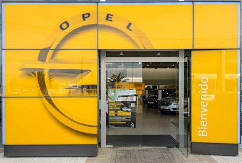 Betula Cars, Concesionario Oficial Opel | Locker storage ...