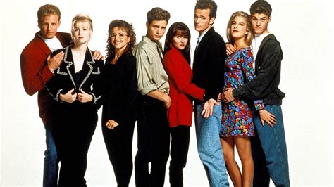 Beverly Hills “90210” vuelve a la pantalla con su elenco ...