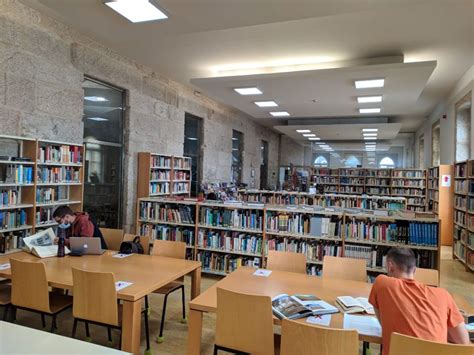Biblioteca Pública Municipal de Tui